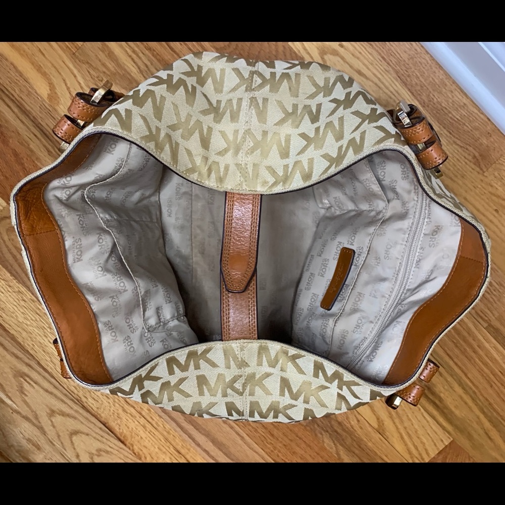 Michael Kors 35F3GHNT3J  BEIGE / LUGGAGE GRAB BAG - Picture 6 of 8